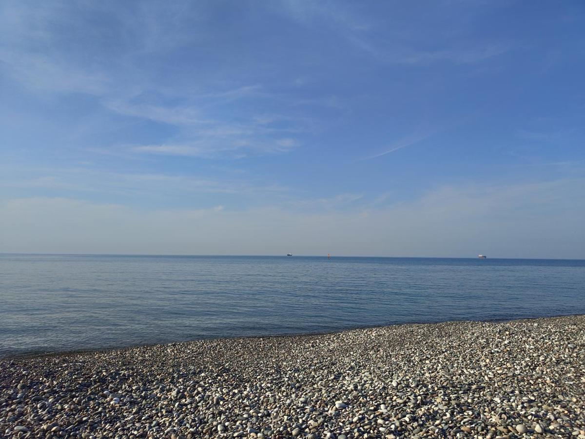 с видом на море и батуми *